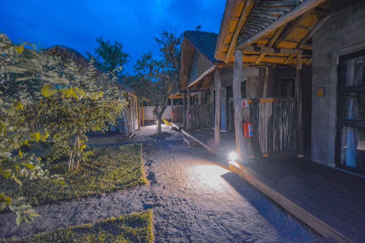 African Excursions Guest House Khwai Exterior foto