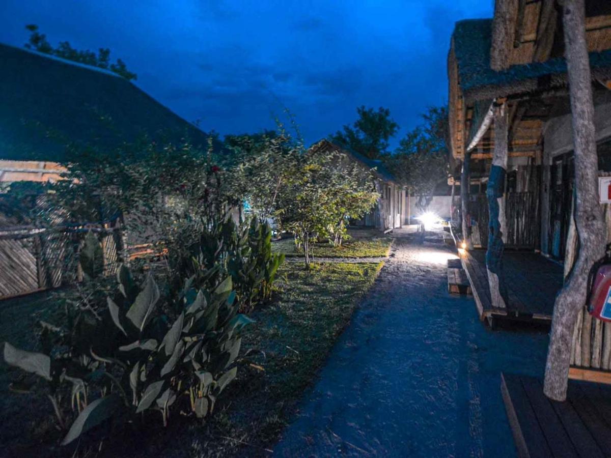 African Excursions Guest House Khwai Exterior foto